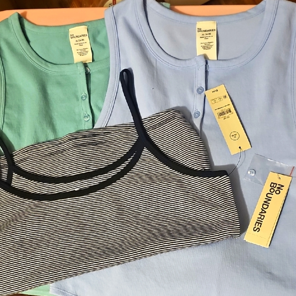 NWT No Boundaries 2 Henley & 1 Cami- Light Blue, Mint Green, Navy Striped XL bdl